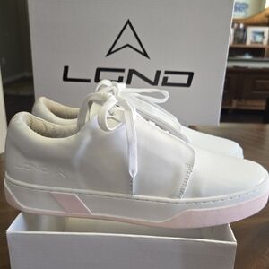 AND Women's White and Pink Sneakers